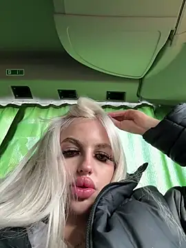 Steffi_Snowbunny - Blowjob echter Schwanz😺💦