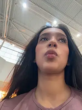 BellaTous - Make me wet