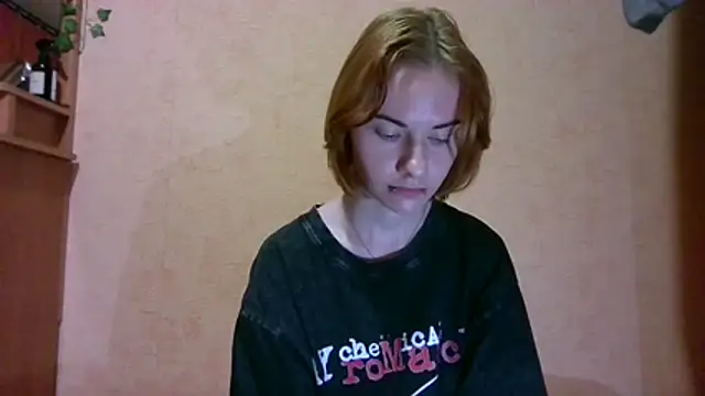 Fiona_Night - to put on a mini dress