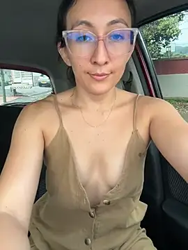 Paula_p07 - Fingering pussy in doggy