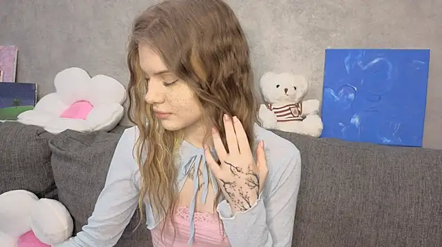 CarolinePepper - GENTLY TAKE OFF MY TOP AND TEASE BOOBS