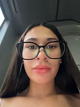 Aria51 - add 2nd finger inside pussy🚌