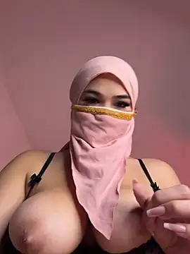 Tahiraaa_ - DILDO IN ASS