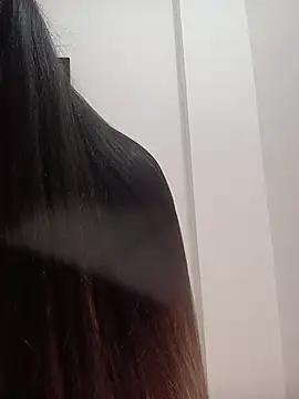 Mia_nala - spreading bare buttocks in doggy style🍑