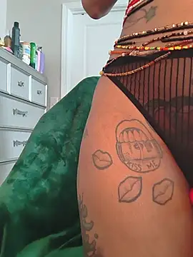 Butterflybootyy - Domi control