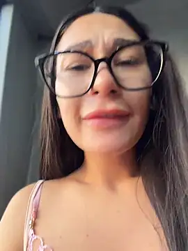 Aria51 - take off TOP for best view while SQUIRT