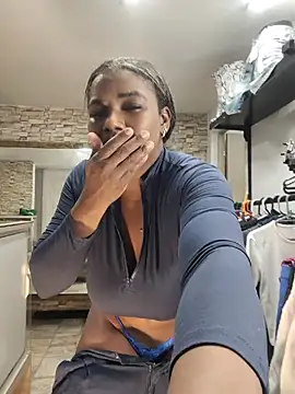 MAREIA_25 - HIDDEN CAM MAKE MY PUSSY SQUIRT ?