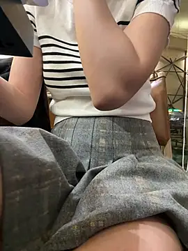 Hamyy88 - dildo cum squirt at public