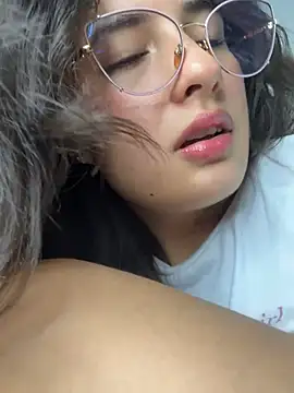 M_iiaa - 🍒 show tits 🍒