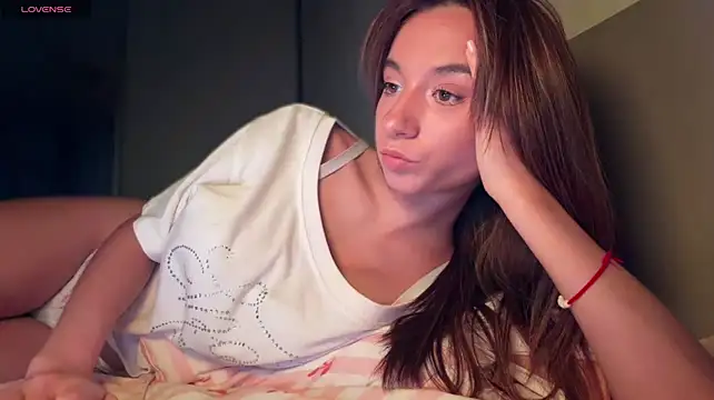 Art_Katty - Suck and lick fingers