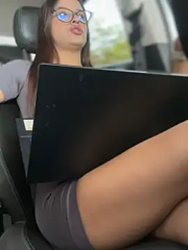 Arilw - OPEN PUSSY AND CLOSE UP