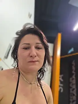 ZhenjaPoledance - Show pussy