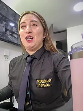 Suzy-111 - 👿PLUG ANAL in OFFICE 🥵