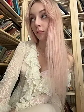 Melissa_grr - Slap my SWEET WET PUSSY! x5 times