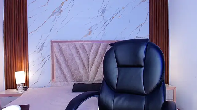 Amelie_saenz - SEXY HEELS