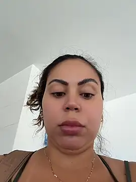LariiHotWife - Masturbar