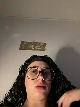 Queenlo_xxx - gagne 2 vidéos très HARD🔥