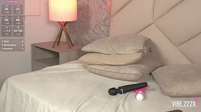 Alison222_ - FUCK MY DOMI🍆 SO HARD