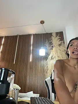 Samantha_gyatt - SHOW ASSHOLE NEAR + PLUG ANAL