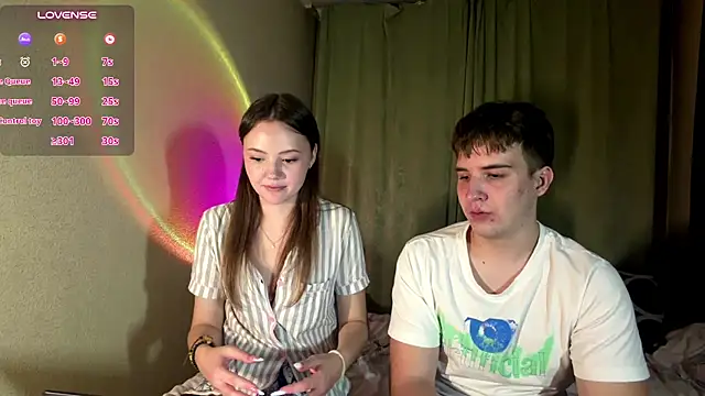 CoupleLure_ - french kiss + kiss neck