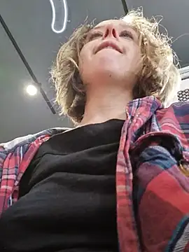 Public_Katrisha - 💧Flash pussy💧