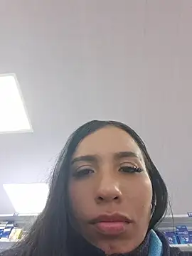 Marly_lovee - Show pussy