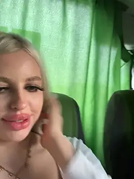 Steffi_Snowbunny - Blowjob echter Schwanz😺💦