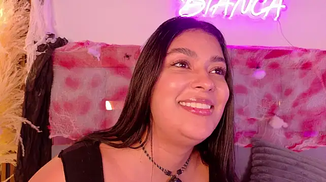 Bianca_zaens2 - SPANKS ASS AND OILL
