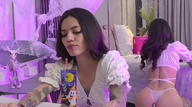 VeroJenkins_ - oil on my tits