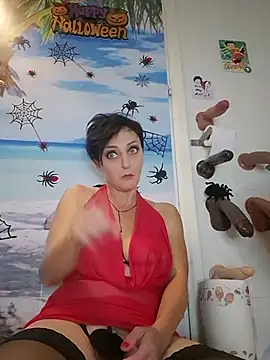 Lucillabollente - Fuck my Pussy on the W.C.🥵😈