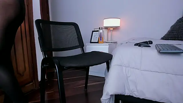 Caroline_dh