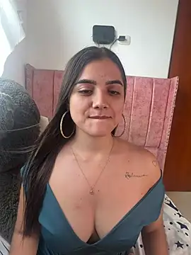 Estrella22 - suck my tits