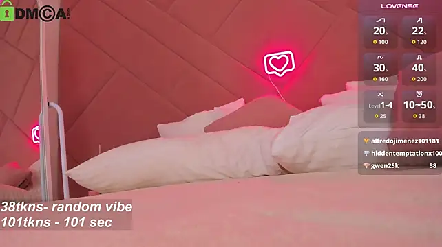 Chloee_White - take off bra