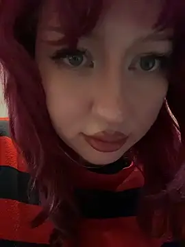 RonnieKiss - camel toe