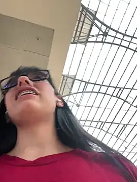 Susi_chimm - Show ass in public