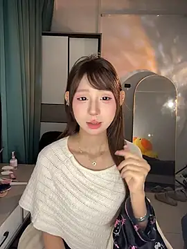 Xxmbaby666 - 支持佩奇买更多服装或装备，为各位哥哥敬请享受每日快乐。
