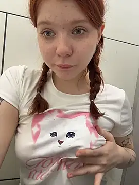Freaky__Nikki - grind my pussy on a open door corner