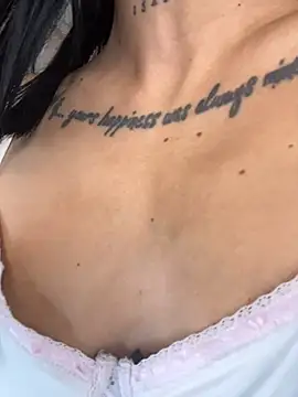 AxaraXXX - FINGERING PUSSY😈💦