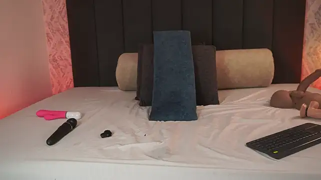 Susanna_Cute - 🍒Oil small tits massage