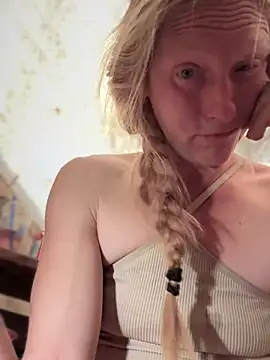 GoldenFlameGoddess - Make my pussy wet