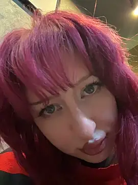 RonnieKiss - camel toe