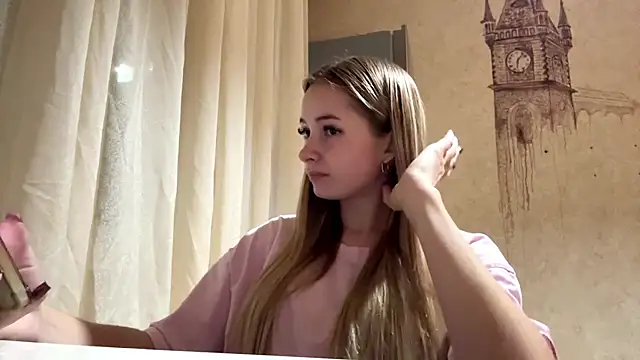MarkitaHersch - make my shirt wet