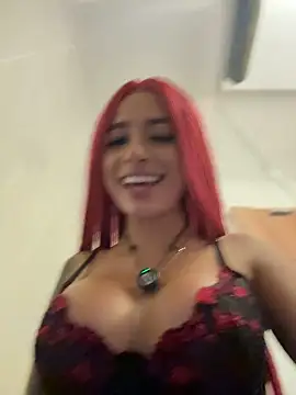 Lola-Blondie