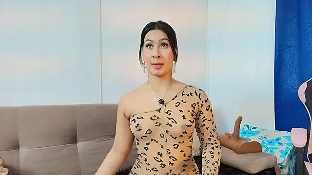 JulietaReyess - fingers in mty wet pussy ✨🎃