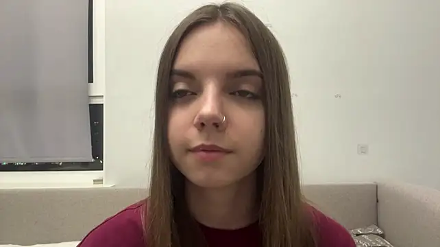 LisaPorse - show belly + smile face