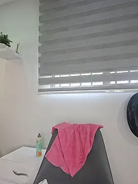 Ana_Luucia - 4 FINGERS IN ASS + GAPE 🖤🍑