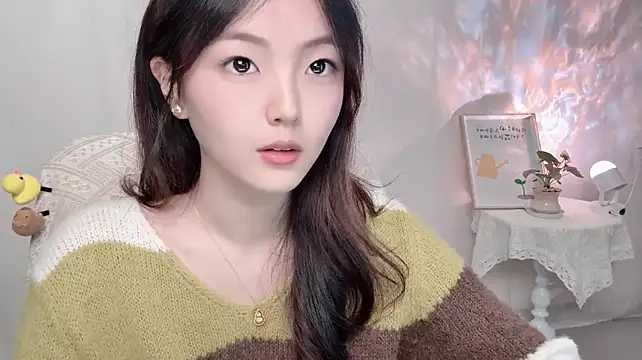 Wenwen8888 - ᯠ _   ̫  _ ᯄ ੭啊秋！你在想我？