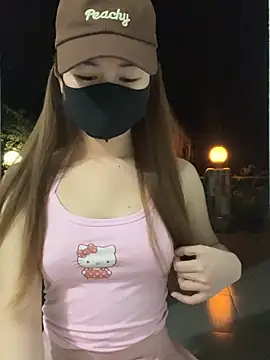 My_Melodyy - Make me cum pussy in public garden 🪴😈