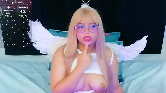 Innocenthazel - DILDO FUCK 🍆🍆99