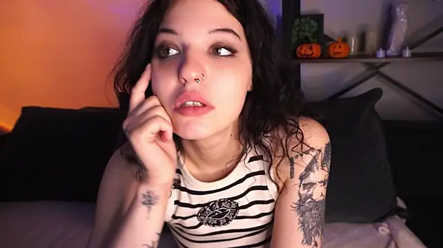 LucettaAnselmo - sloppy blowjob and slaps for the slut